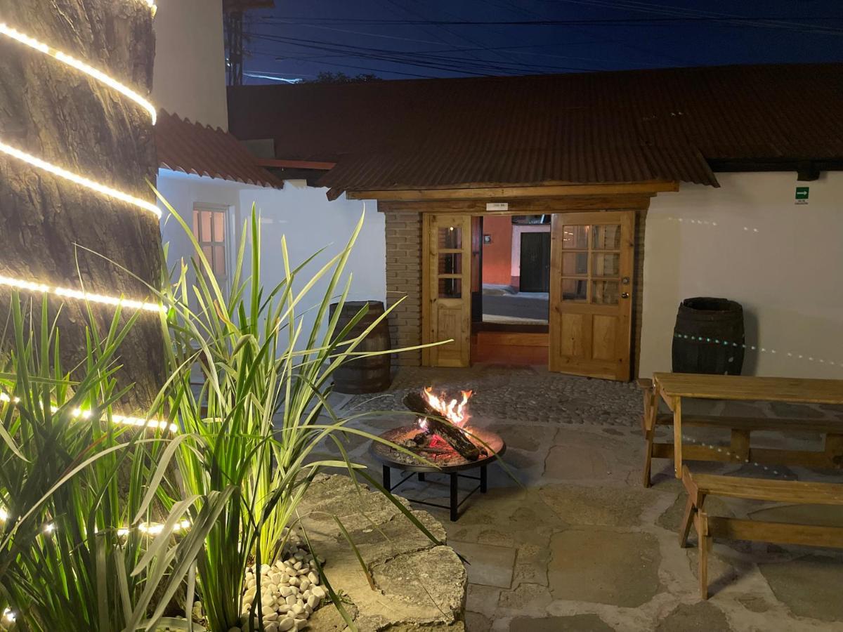 מינרל דל מונטה Casa Valentino Trattoria & Alojamiento מראה חיצוני תמונה